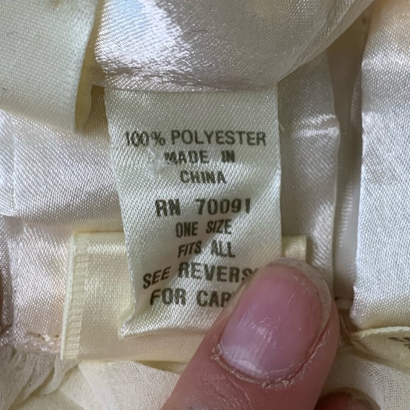 Rare Vintage Victoria Secret Embroidered Night Gown W/ Matching Robe One Size - Picture 11 of 16